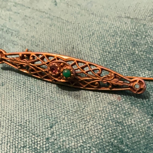 Beautiful antique gf filigree antique broach - amethyst and emerald (?) - Picture 7 of 7